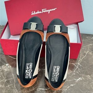 Women’s Salvatore Ferragamo shoes size 6 1/2